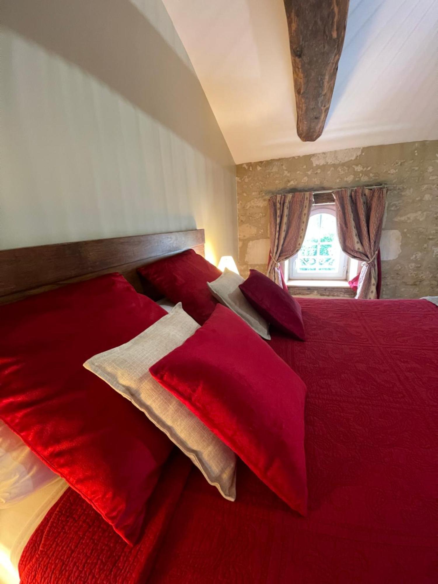 Chambres D'Hotes Le Tilleul Saint-Hilaire-des-Loges Eksteriør bilde